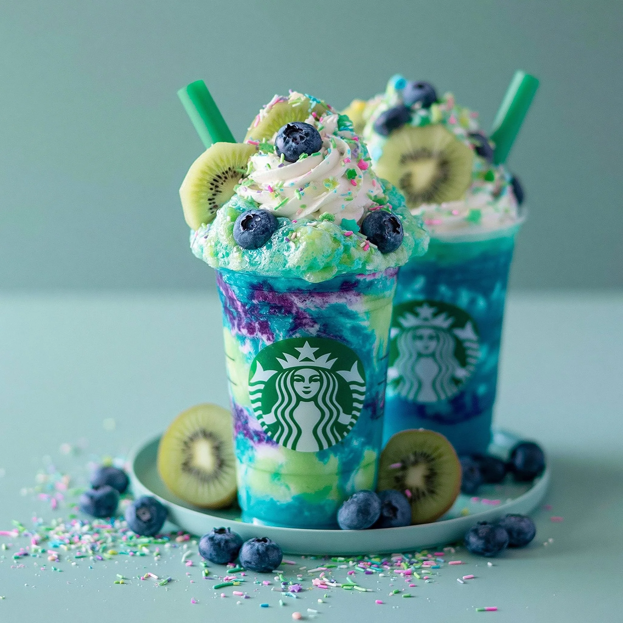 Blaubeer-Kiwi-Schock-Frappuccino